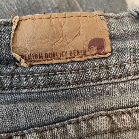 Women’s jeans BlueNotes brand size 30x32. Grey soft worn denim. - Picture 7 of 14